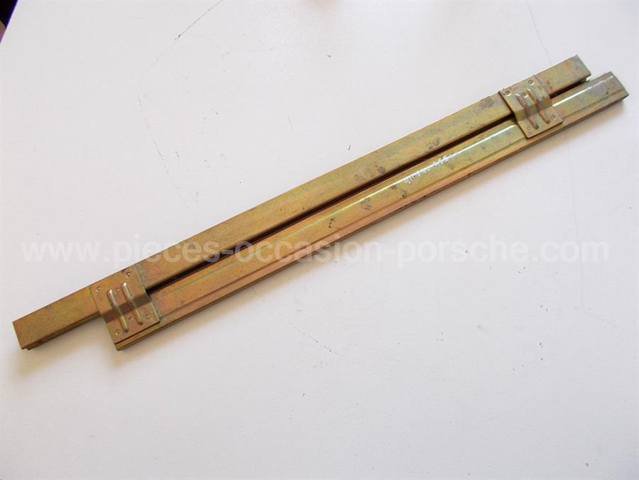 Rail lève-vitre D Porsche 911 - NEUF